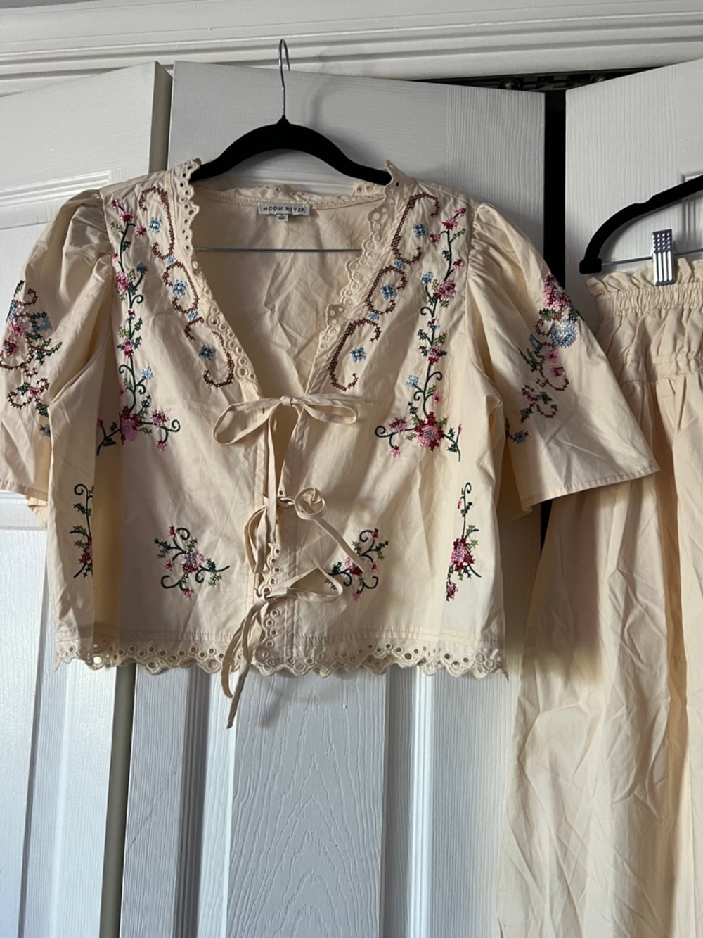 Moon River Cream Embroidered Midi Skirt & Top Set - Floral Detail - Picture 11 of 14